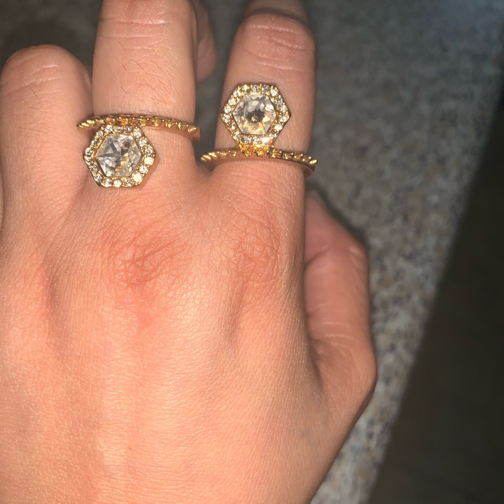 Beautiful statement ring! - Picture 3 of 3